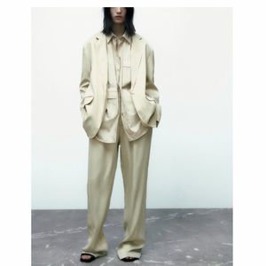 Lana Mayra Satin Blazer Jolly Green